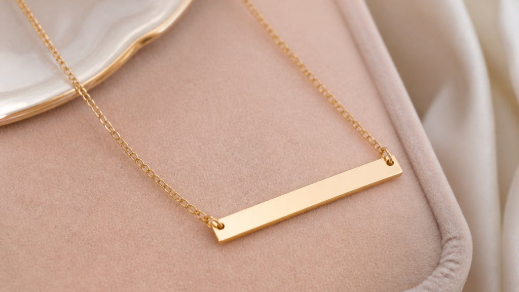 Best Custom Message Necklaces for Wife